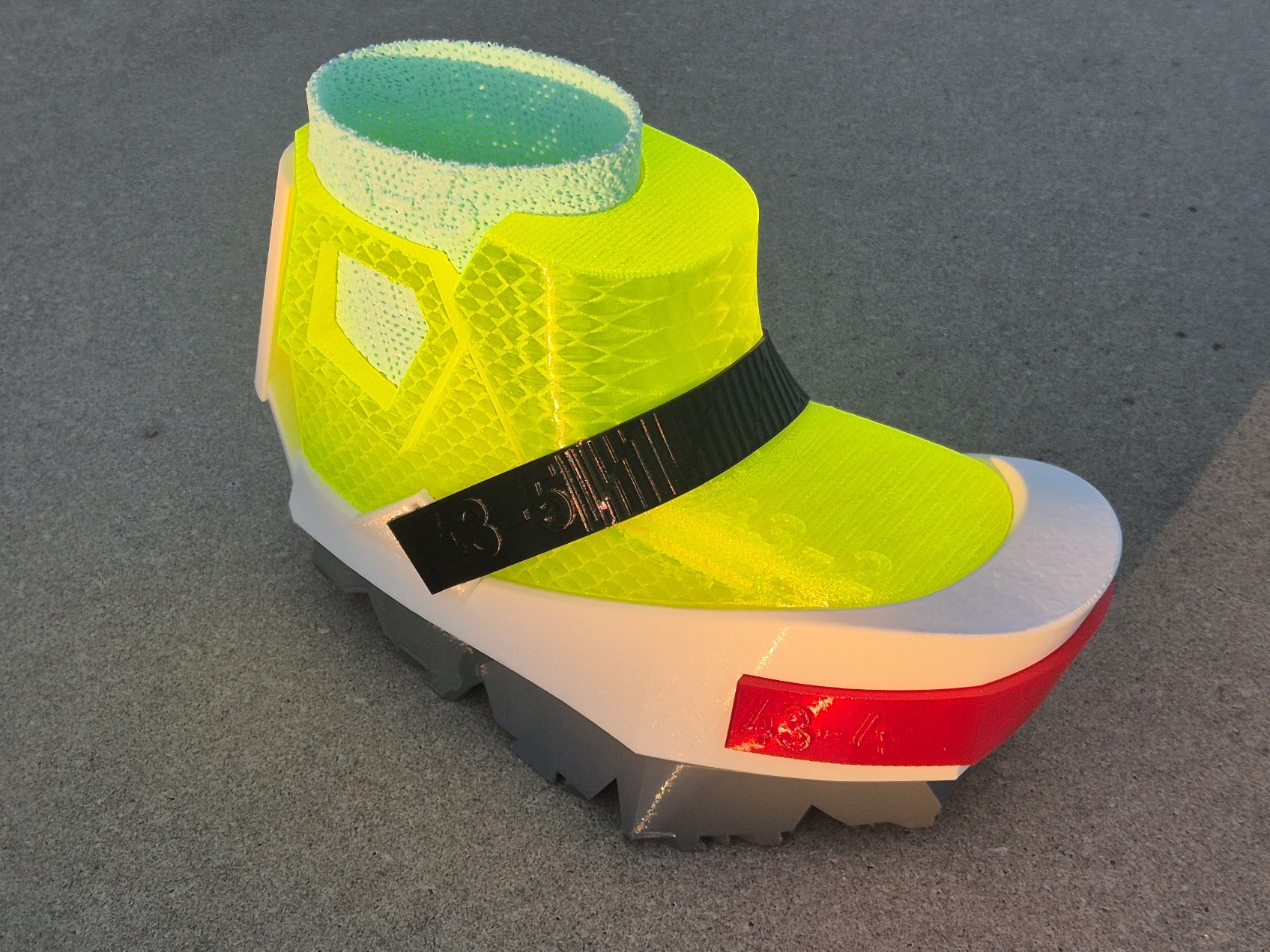 Shoe